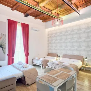 Toto E Peppino Luxury Napels